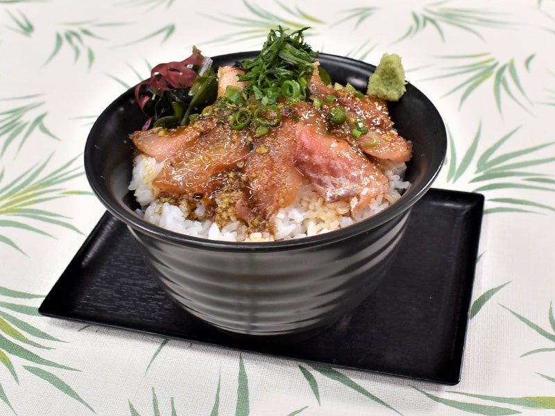 房総産鮮魚の漬け丼